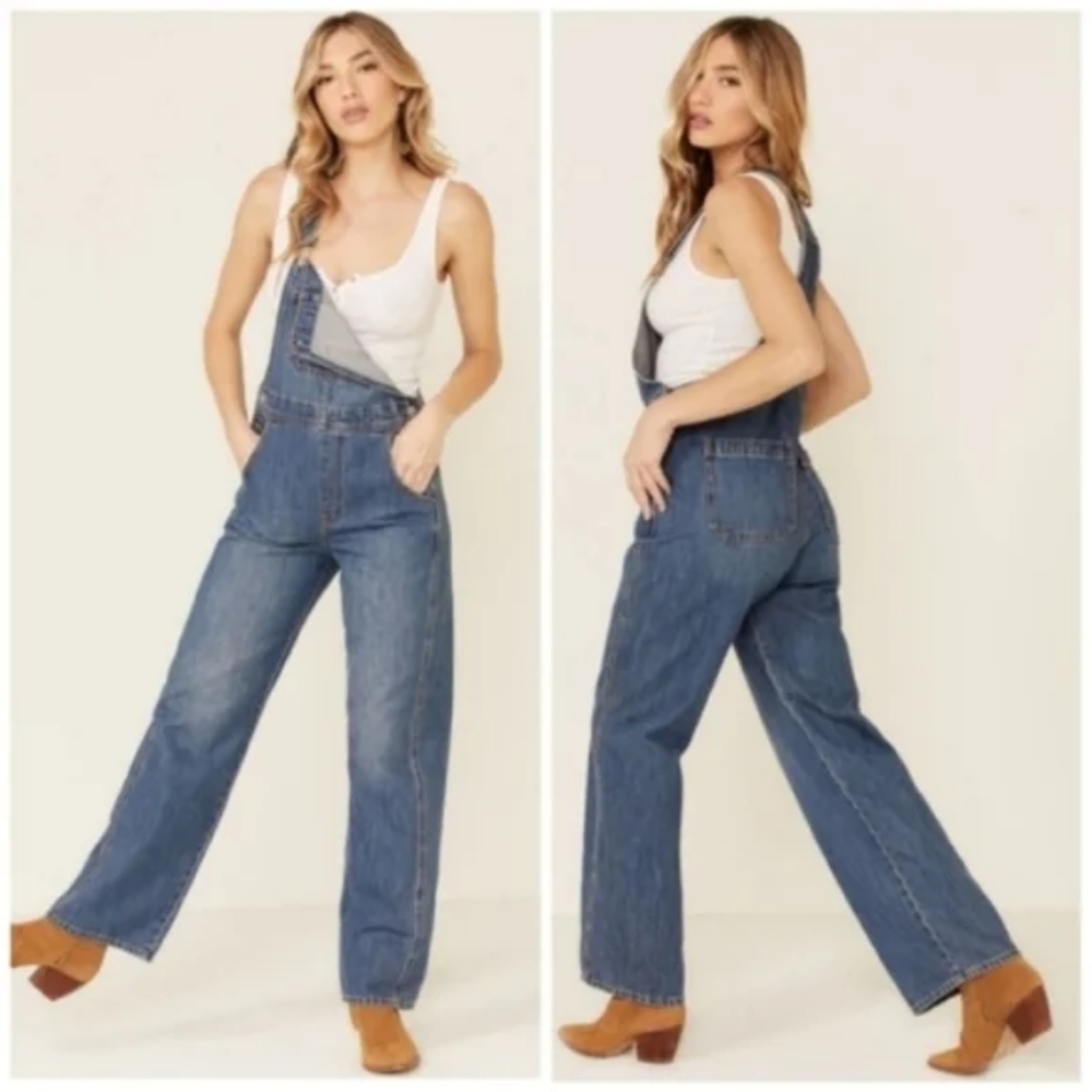 Levi's Overalls - Picture 2 of 6
